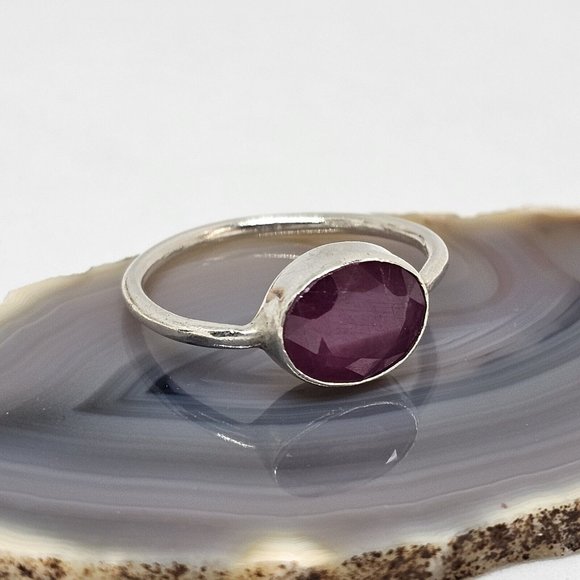 925 Sterling Silver - Natural Ruby Gemstone Ring Size 8.5 - Picture 12 of 14